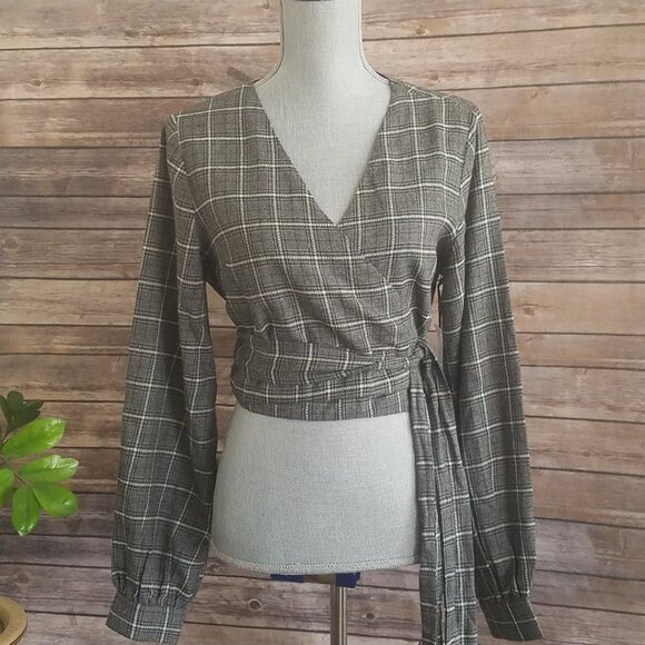 REVOLVE Privacy Please Plaid Kaylan Wrap Top Size L - Picture 1 of 10